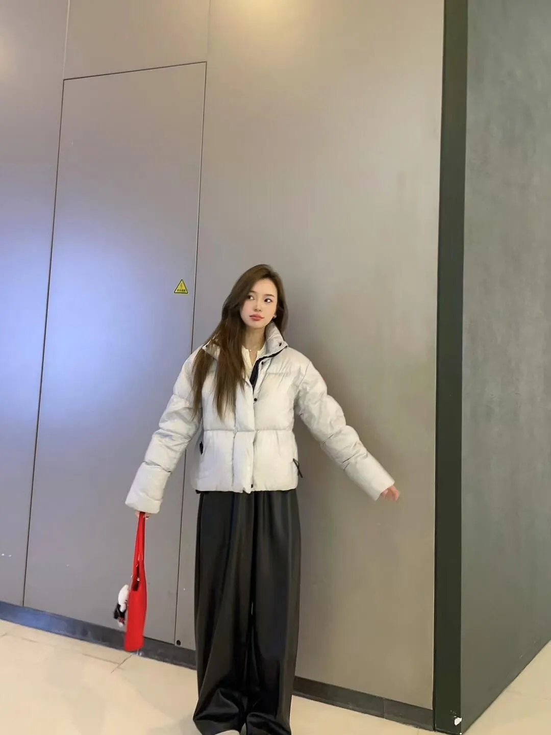 P720 Puff Short Big Goose Bread Jacket Down Jacket 2023 new official hot model CANADA GOOSE Canada Goose Puff Short Down Jacket 2256W, 4 colors early adopter version! This year’s hottest item! 4 Colors, 5 Codes